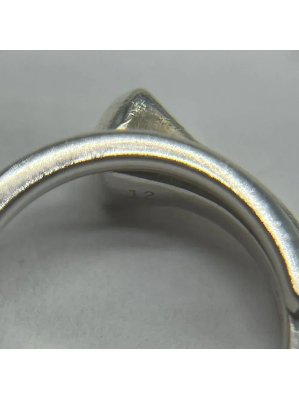 Gucci Chiodo Nail Ring